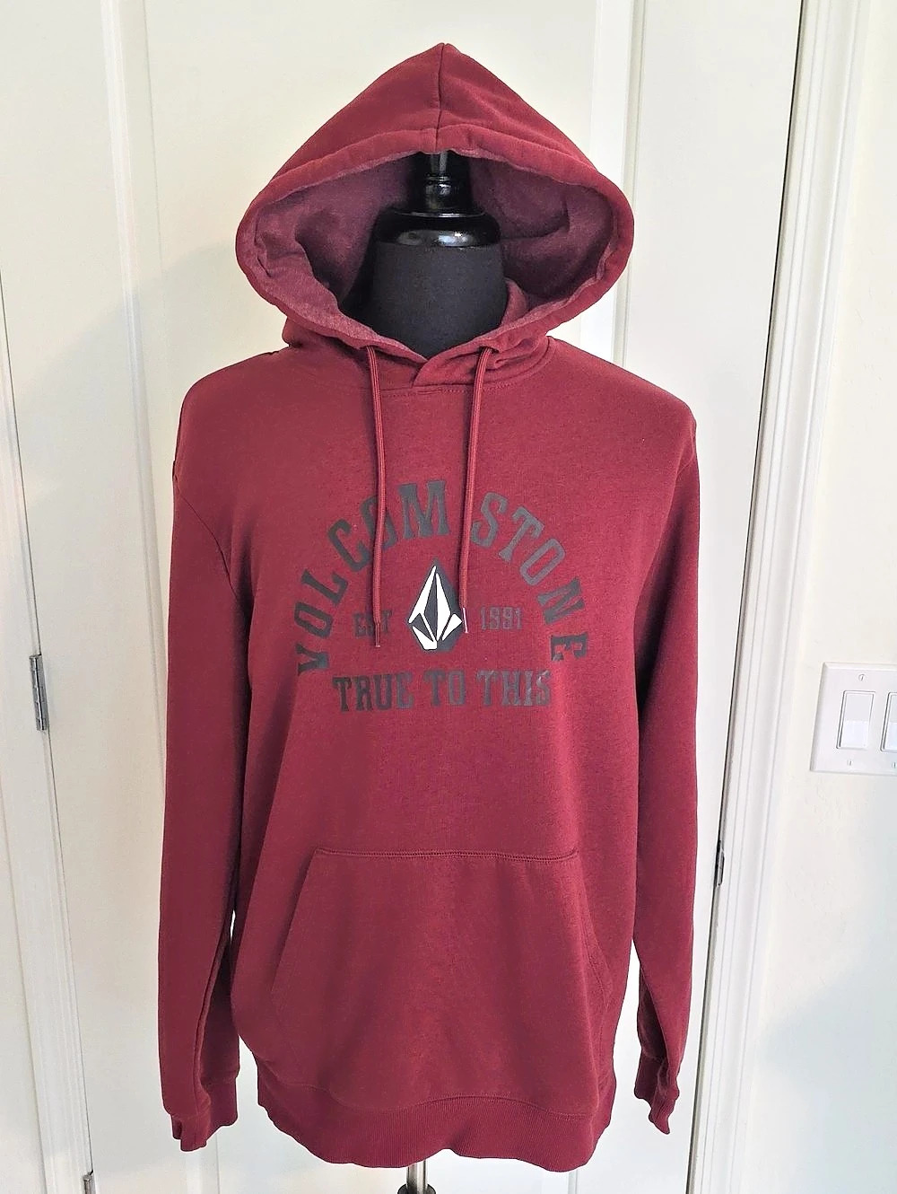 Volcom Stone True To This Pullover Hoodie Burgundy Large